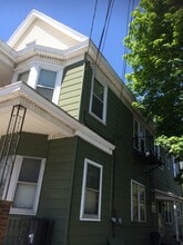 1633 Broadway, Unit Front down apt 1 front in Schenectady, NY - Building Photo - Building Photo