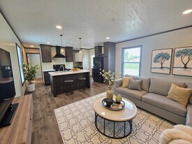 709 N Collins Fwy in Howe, TX - Building Photo