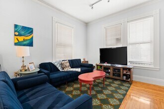 58 Dorset St, Unit 58 in Boston, MA - Foto de edificio - Building Photo