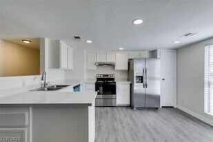 3790 Shirebrook Dr in Las Vegas, NV - Building Photo