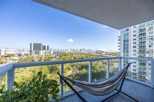 1861 NW S River Dr in Miami, FL - Building Photo