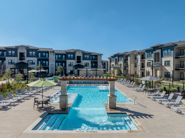 Residences of Siena South in Round Rock, TX - Foto de edificio - Building Photo