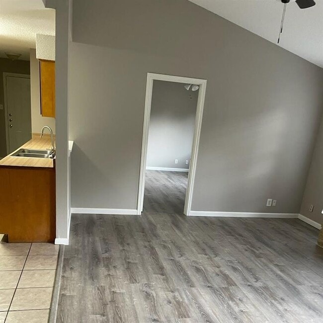 1903 1/2 Margalene Way in Austin, TX - Building Photo - Building Photo