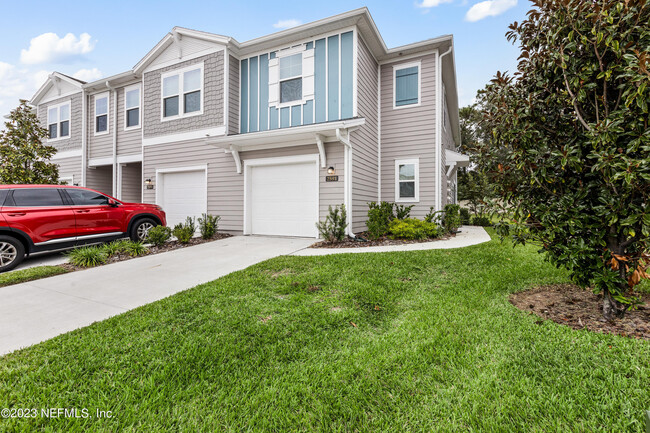 2591 Sandy Dune Dr in Jacksonville, FL - Foto de edificio - Building Photo