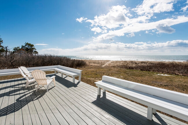 property at 22 Crescent Surf Rd