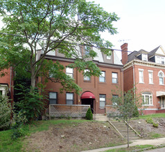 224 S Fairmount St in Pittsburgh, PA - Building Photo - Building Photo