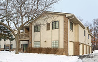 Lakeview Village Apartments in Kenosha, WI - Foto de edificio - Building Photo