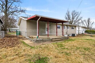 10412 Gardo Ct in St. Louis, MO - Building Photo - Building Photo