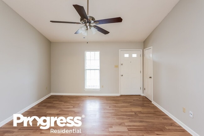 5850 Waverly Dr in Horn Lake, MS - Building Photo - Building Photo