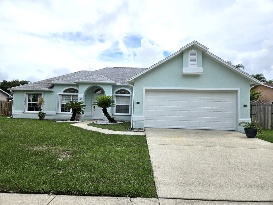 2481 Appalachian Dr in Melbourne, FL - Building Photo