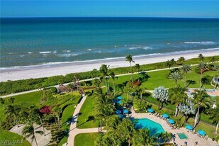 4551 Gulf Shore Blvd N in Naples, FL - Building Photo