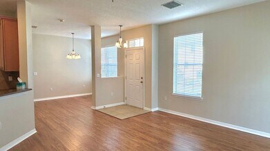 597 52nd Ave N in St. Petersburg, FL - Building Photo - Building Photo