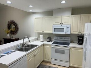 3604 54th Dr W in Bradenton, FL - Building Photo - Building Photo