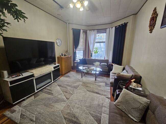 1132 W Wrightwood Ave in Chicago, IL - Building Photo - Building Photo