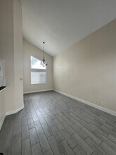 461 Cam Los Gallos in Perris, CA - Building Photo - Building Photo