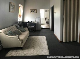 75 Putnam St in Boston, MA - Building Photo