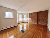 104 Saint Botolph St, Unit 3 in Boston, MA - Building Photo - Building Photo