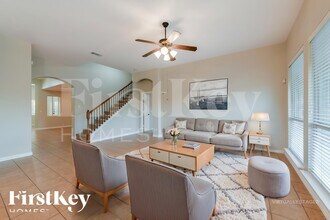 3601 Royal Ct in Midlothian, TX - Foto de edificio - Building Photo