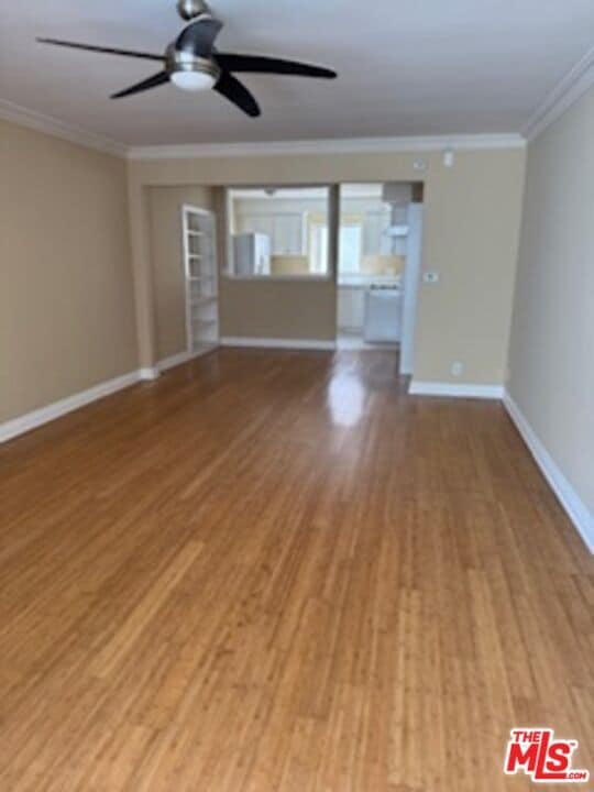 343 S Elm Dr in Beverly Hills, CA - Building Photo - Building Photo