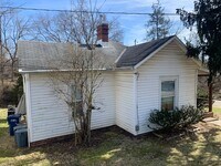 82 N Lancaster St photo'