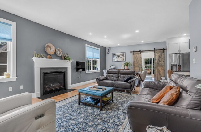 130 Black Horse Pl in Concord, MA - Building Photo - Building Photo