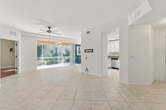 6637 Alden Woods Cir in Naples, FL - Building Photo - Building Photo
