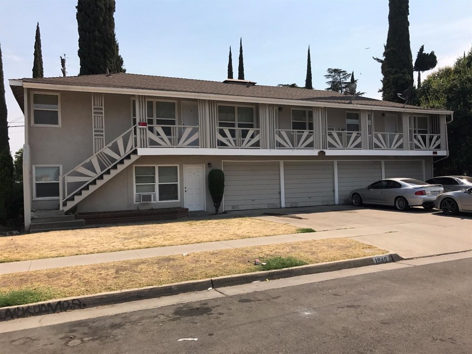 1940 E Hunter Ave in Fresno, CA - Foto de edificio