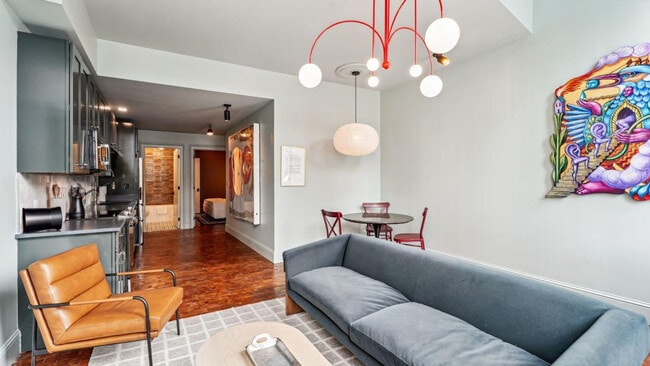 310 N Rampart St in New Orleans, LA - Building Photo - Building Photo