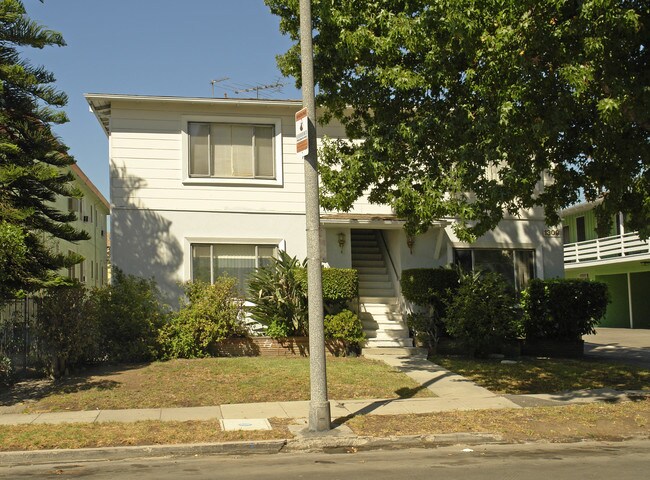 1309 N Detroit St in Los Angeles, CA - Building Photo - Building Photo