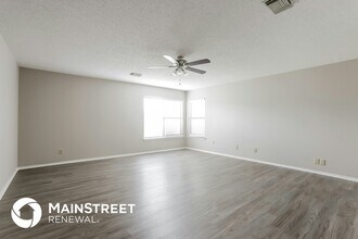 6303 Beech Trail Dr in Converse, TX - Foto de edificio - Building Photo