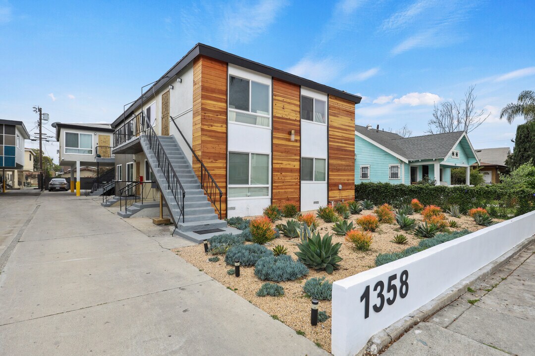 1358 W. 36th St. in Los Angeles, CA - Foto de edificio