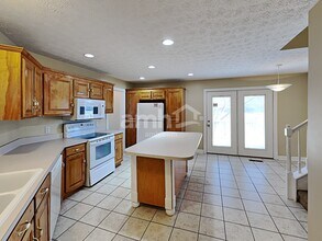 305 Karlee Dr in Lebanon, TN - Building Photo - Building Photo