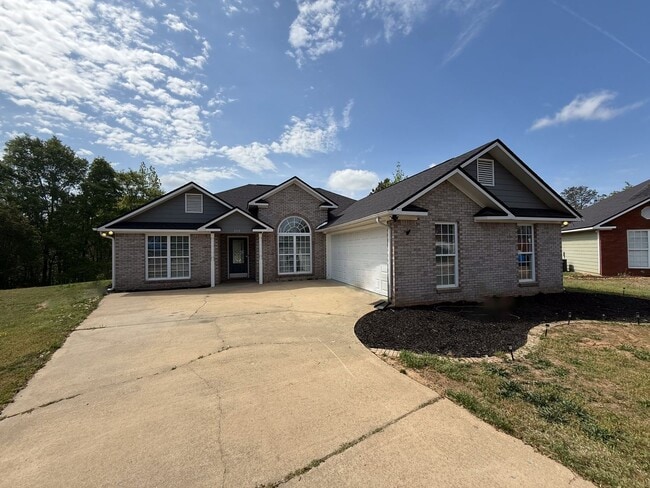 property at 2018 Tranquil Ln