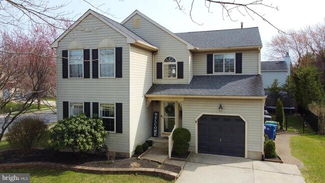 property at 7 Barkley Ct