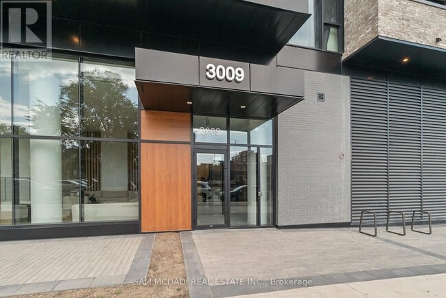 property at 3009-3009 Novar Rd