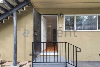 1371 Vía Dondera in Santa Clara, CA - Building Photo - Building Photo