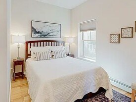 133 York St in Portland, ME - Building Photo