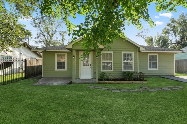 property at 11618 Biscayne Way