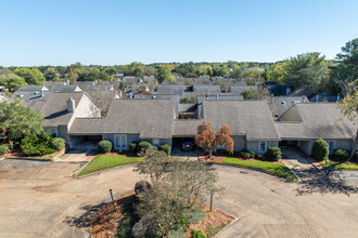 River Place in Jackson, MS - Foto de edificio - Building Photo