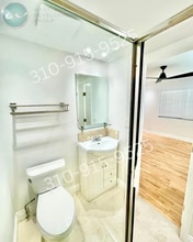 1619 Brockton Ave, Unit 204 in Los Angeles, CA - Building Photo - Building Photo