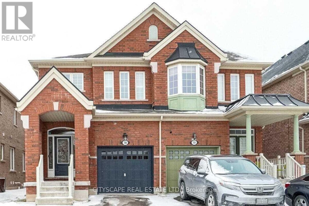 703 Megson Terrace in Milton, ON - Building Photo