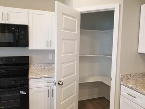 6823 Devotion St in Bentonville, AR - Building Photo - Building Photo