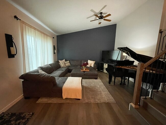 1703 N Lea St in Post Falls, ID - Foto de edificio - Building Photo