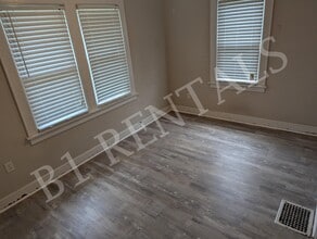 1317 Hutchins Ave in Columbus, IN - Building Photo - Building Photo