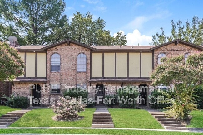 property at 940 Southmoor Dr