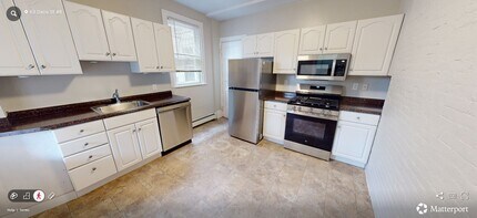 61 Dana St, Unit 63-8 in Cambridge, MA - Foto de edificio - Building Photo