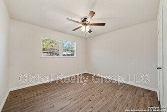 4307 Las Cruces St in San Antonio, TX - Building Photo - Building Photo
