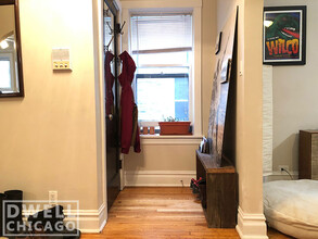 934 W Gunnison St, Unit 1 in Chicago, IL - Building Photo - Building Photo