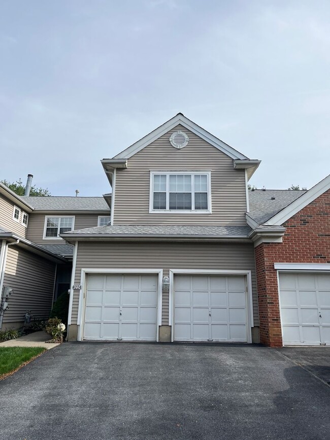 property at 4224 Creek Rd
