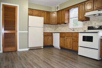 1716 Matilda St NE in Grand Rapids, MI - Building Photo - Building Photo
